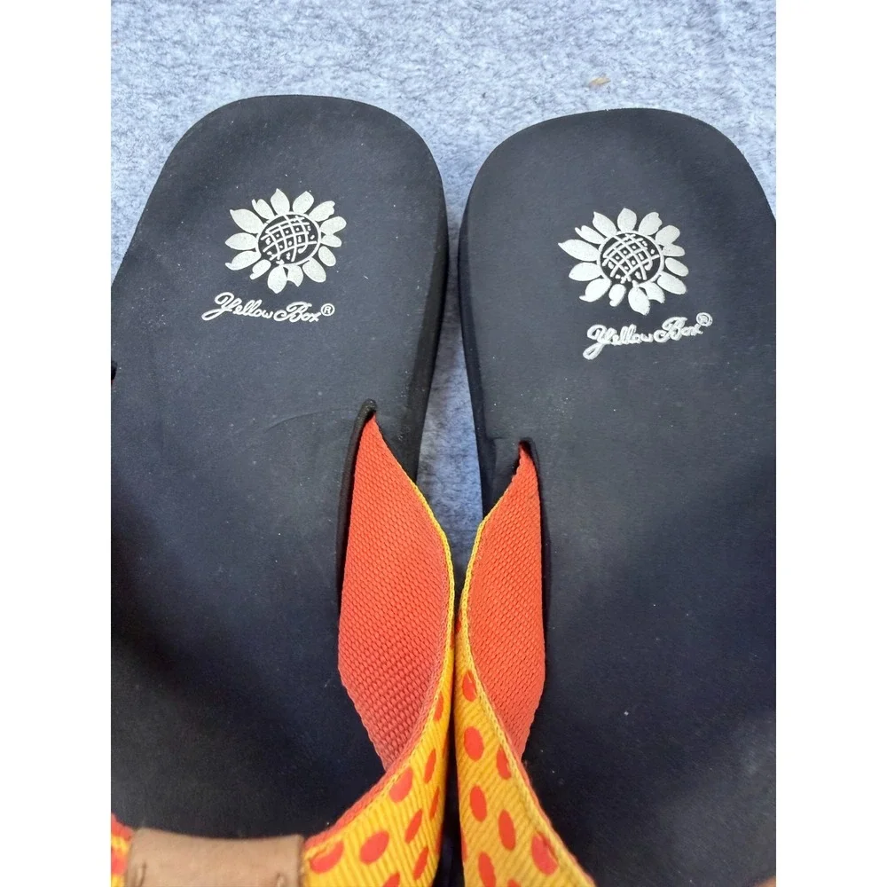 Yellow Box Fromy Yellow & Orange Polka Dot Flip Flops Women's Size 9 - Picture 2 of 4
